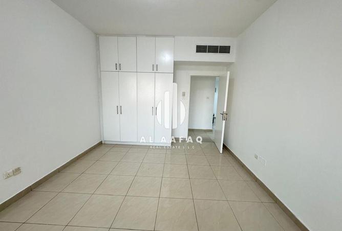 77369885 - Property Image 3