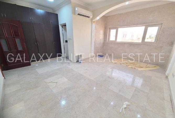 90061030 - Property Image 3