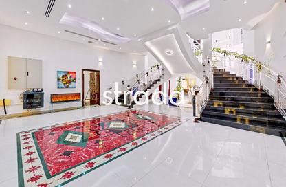 Villa - 7+ - 7+ for rent in Sector E - Emirates Hills - Dubai