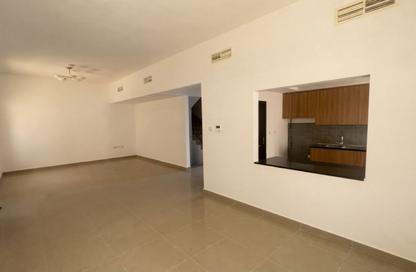 Apartment - 3 - 5 for rent in Al Hamriyah - Sharjah