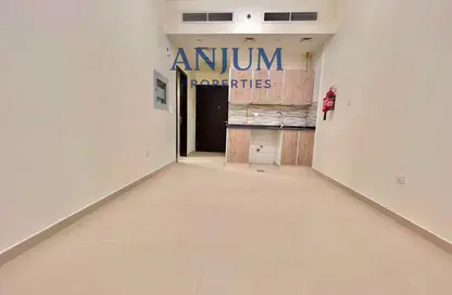 Apartment - 1 Bathroom for rent in Al Shafar Palladium Building - Al Jaddaf - Dubai Apartment - 1 Bathroom for rent in Al Shafar Palladium Building - Al Jaddaf - Dubai