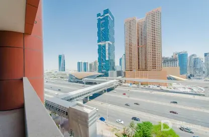 Apartment - 2 Bedrooms - 3 Bathrooms for sale in Dubai Jewel Tower - Dubai Media City - Dubai