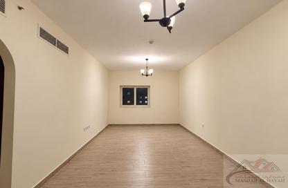 Apartment - 2 - 3 for rent in Muwaileh 29 Building - Muwaileh - Sharjah