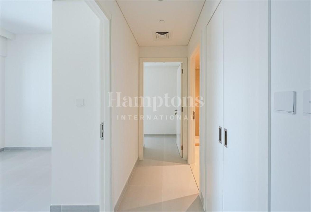 Mid Floor | Property Managed | Spacious photo 8