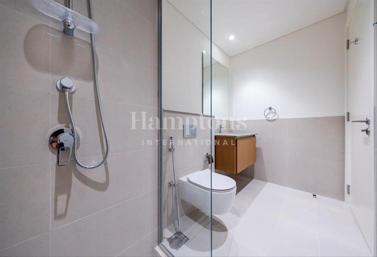 Mid Floor | Property Managed | Spacious photo 10