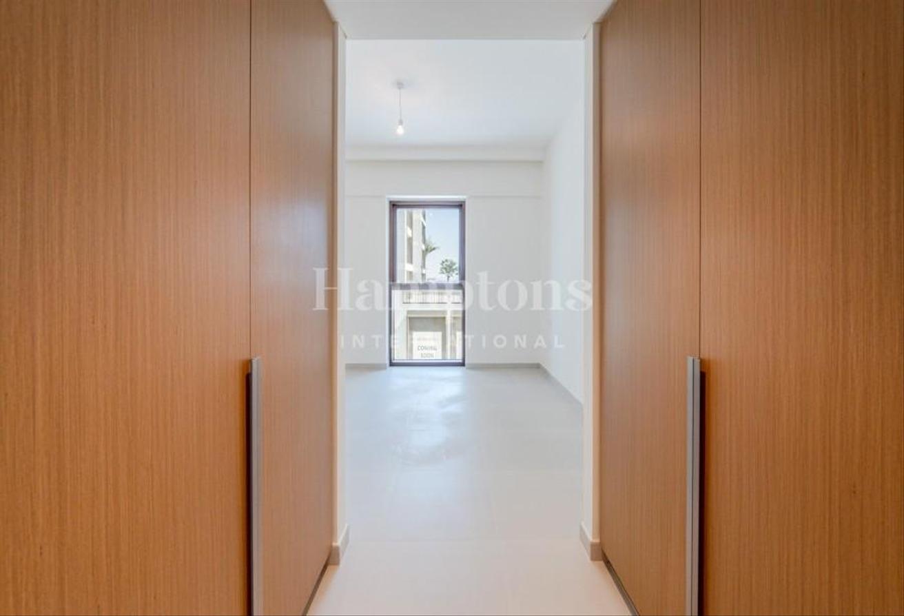 Mid Floor | Property Managed | Spacious photo 4