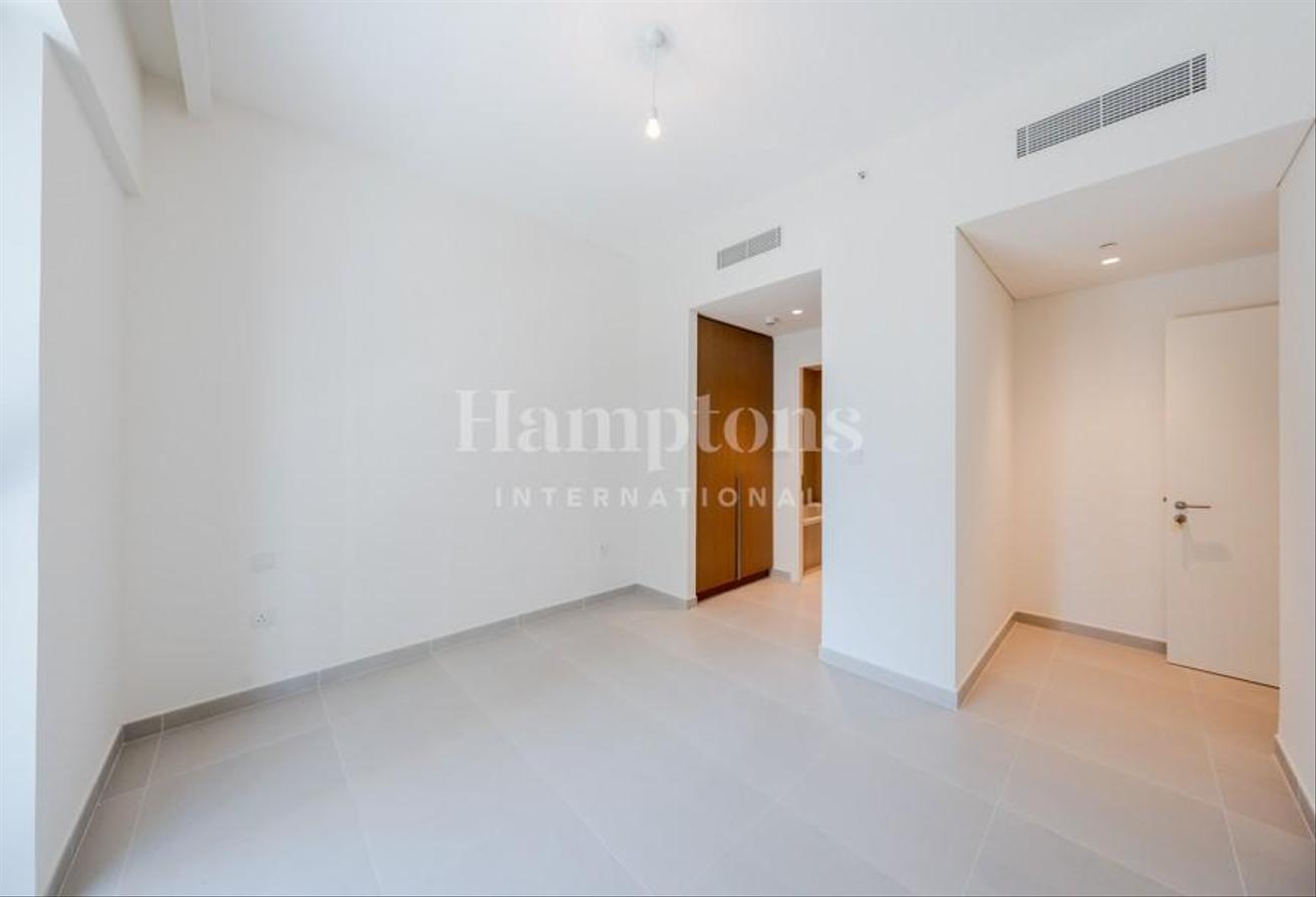 Mid Floor | Property Managed | Spacious photo 7