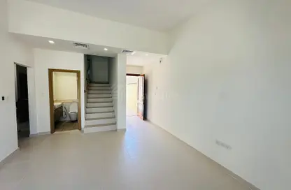 Townhouse - 2 Bedrooms - 4 Bathrooms for rent in Amaranta 1 - Amaranta - Villanova - Dubai Land - Dubai