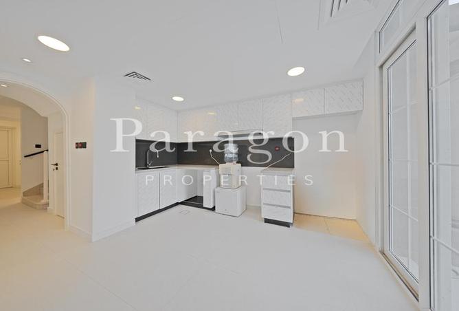 113712981 - Property Image 3
