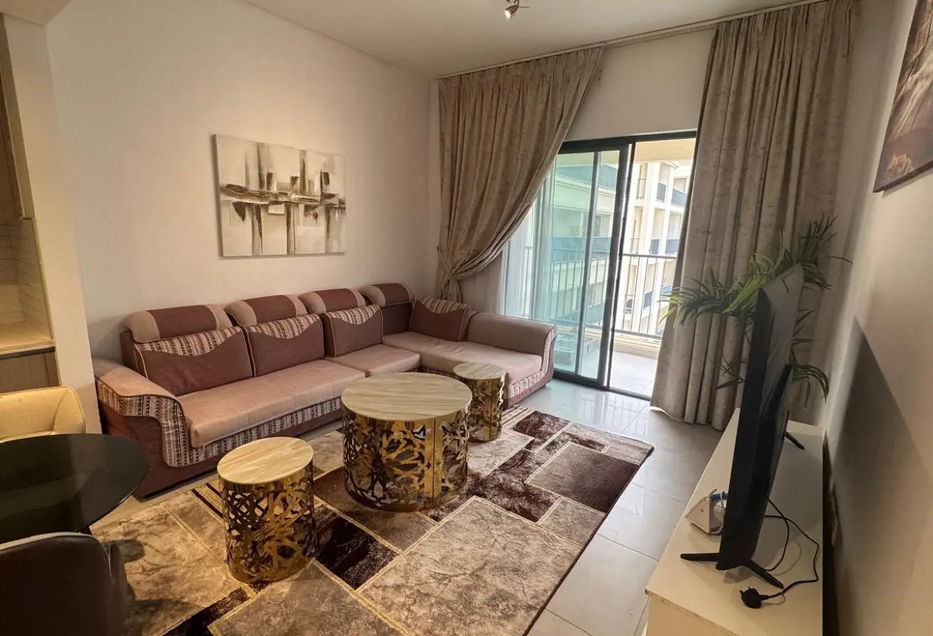 124289856 - Property Main Image