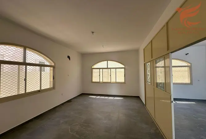 88733445 - Property Image 3