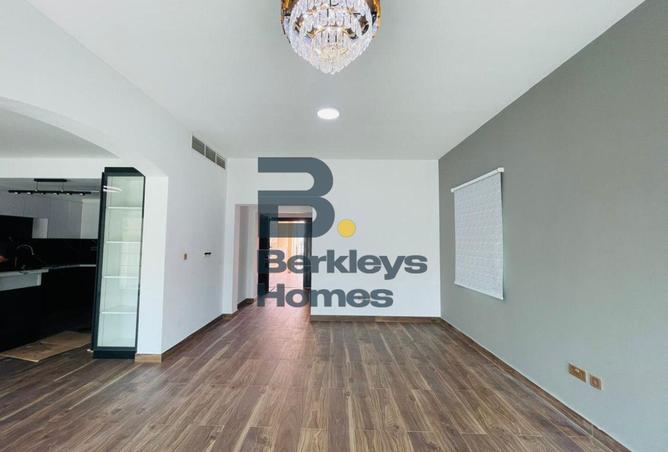 16200800 - Property Image 3