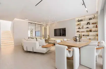 فيلا - 4 غرف نوم - 5 حمامات للايجار في الينابيع - دبي