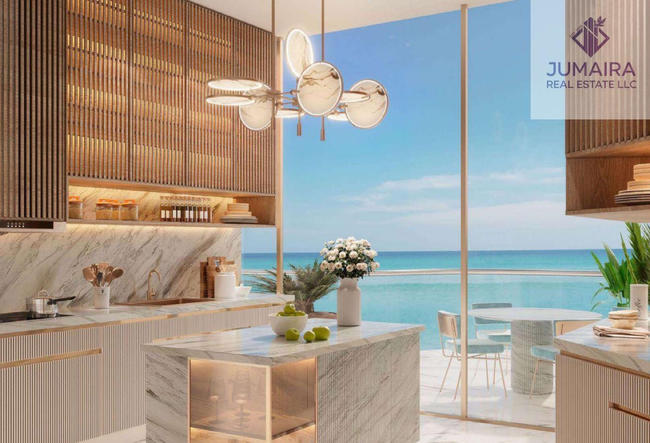 Waterfront Luxurity Living in Al Marjand Island