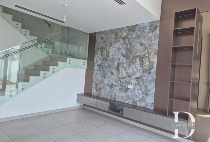 64425349 - صورة العقار 2