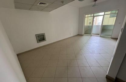 Apartment - 2 Bedrooms - 3 Bathrooms for rent in Al Ferasa Tower - Al Majaz 1 - Al Majaz - Sharjah