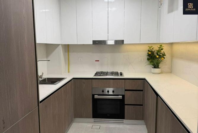 81120324 - Property Image 3