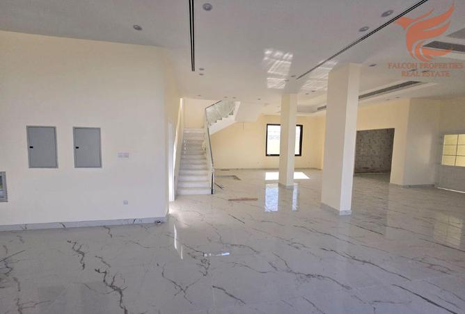 72722356 - Property Image 2