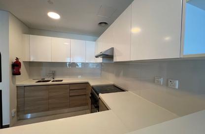 Apartment - 1 - 2 for sale in SOL Bay - Business Bay - Dubai