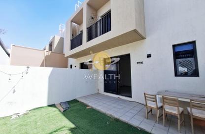Townhouse - 2 - 4 for rent in Nasma Residence - Al Tai - Sharjah