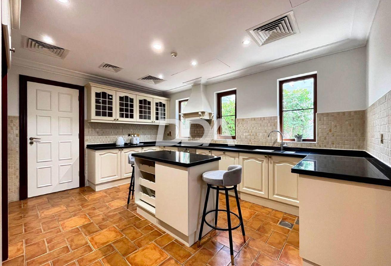 NEWLY FURNISHED | IMMACULATE | MOVE-IN READY photo 8