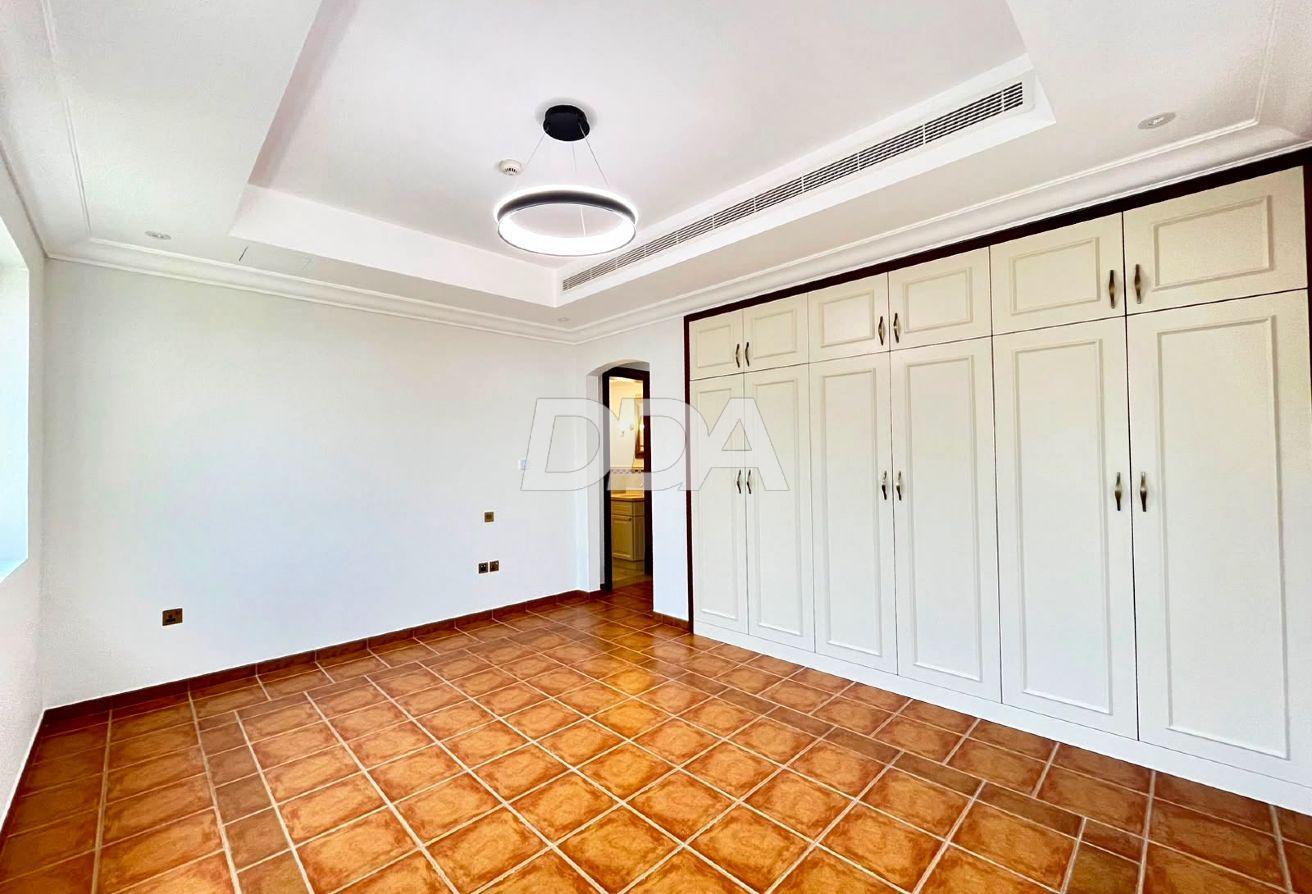 NEWLY FURNISHED | IMMACULATE | MOVE-IN READY photo 10