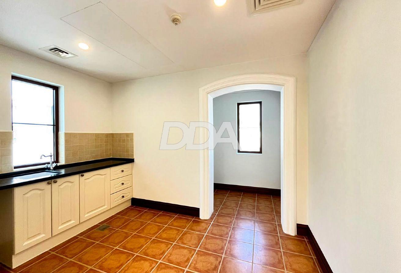 NEWLY FURNISHED | IMMACULATE | MOVE-IN READY photo 20