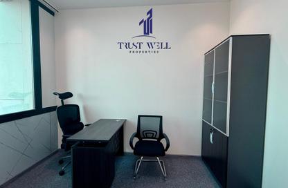 Office Space - Studio - 4 Bathrooms for rent in Dar Al Salam Building - Corniche Road - Abu Dhabi Office Space - Studio - 4 Bathrooms for rent in Dar Al Salam Building - Corniche Road - Abu Dhabi