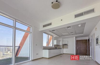 Apartment - 1 Bedroom - 2 Bathrooms for rent in Binghatti Gateway - Al Jaddaf - Dubai