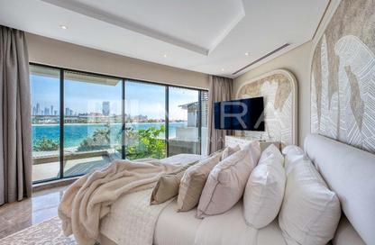 Villa - 4 Bedrooms - 6 Bathrooms for rent in Signature Villas Frond D - Signature Villas - Palm Jumeirah - Dubai