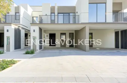 Townhouse - 3 Bedrooms - 4 Bathrooms for rent in Aura Gardens - Tilal Al Ghaf - Dubai