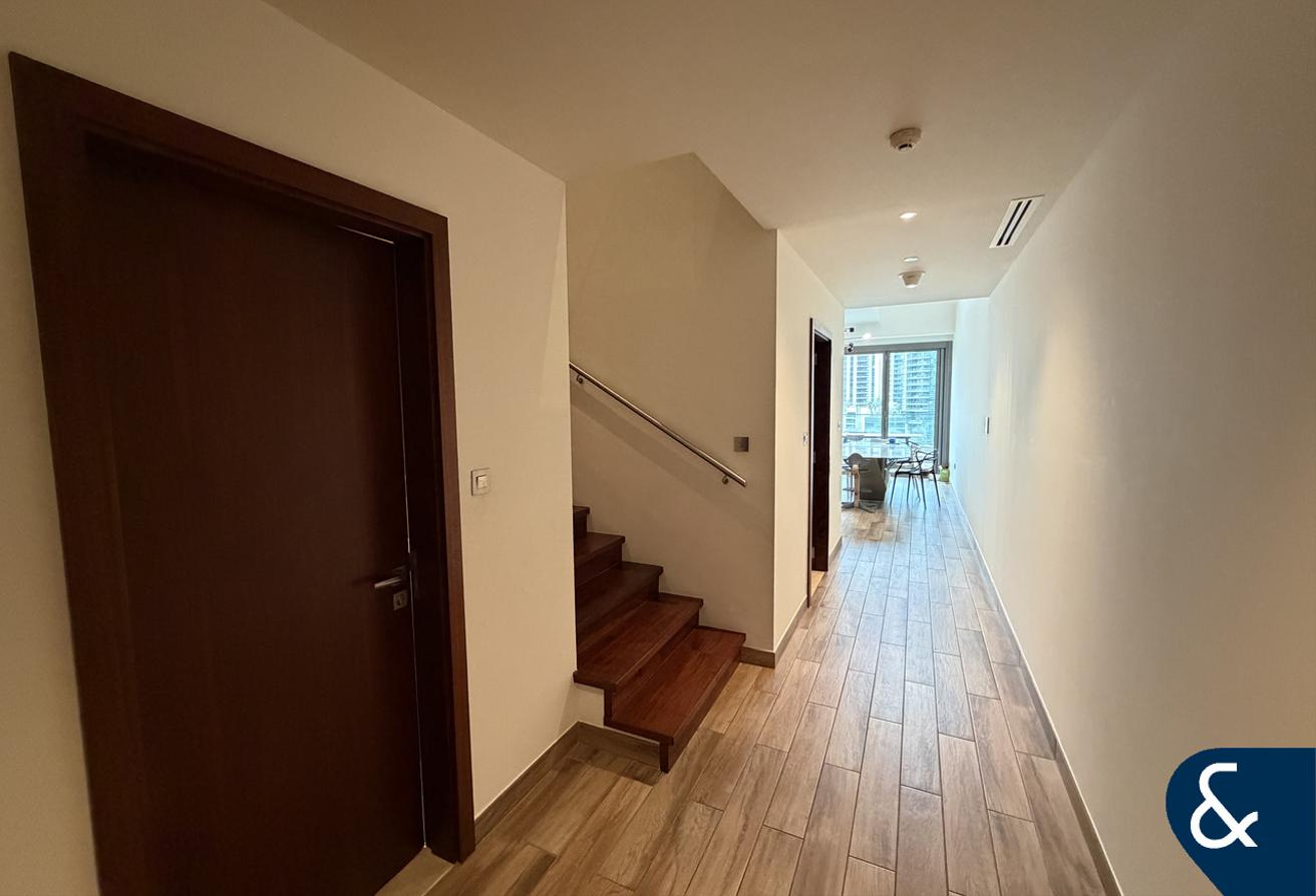 4 Bedroom | Unfurnished | Marina View photo 8