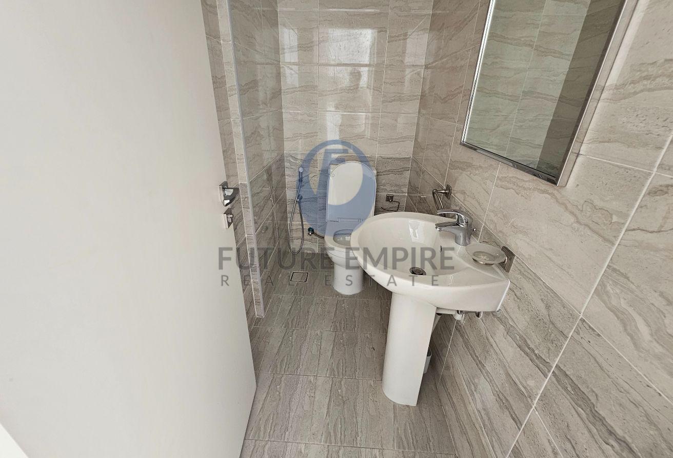 Chiller Free |Waterfront Area| Creek View 2BR photo 6