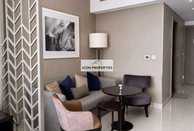 Furnished Studio Apartment with Water View photo 3