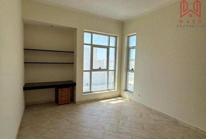 92693465 - Property Image 3