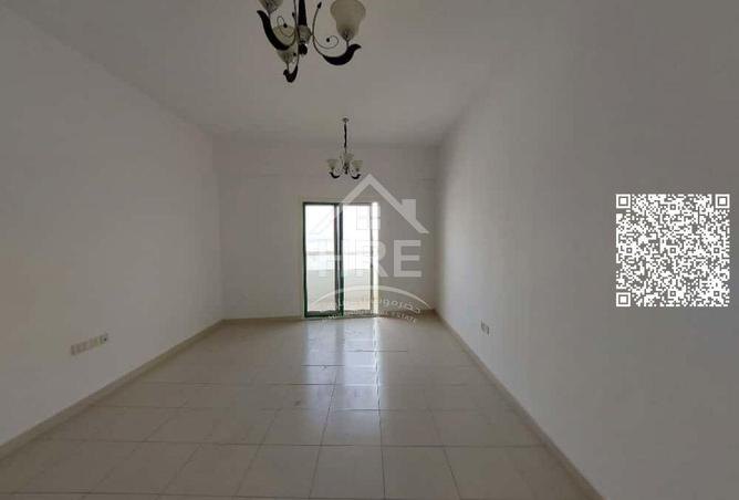 74260162 - Property Image 3