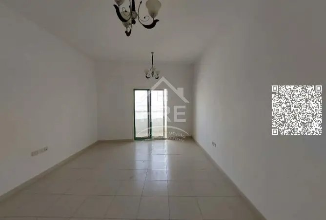 74260162 - Property Image 3