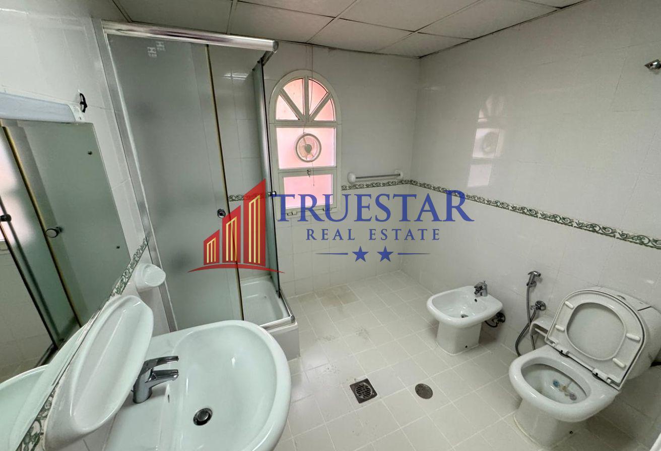 HUGE PRIVATE GARDEN POOL SPACIOUS 4BR+MAIDS photo 18