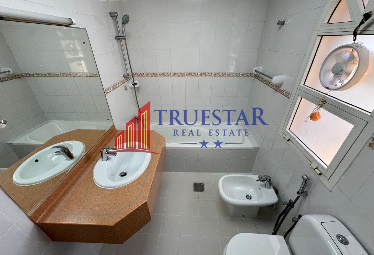 HUGE PRIVATE GARDEN POOL SPACIOUS 4BR+MAIDS photo 17
