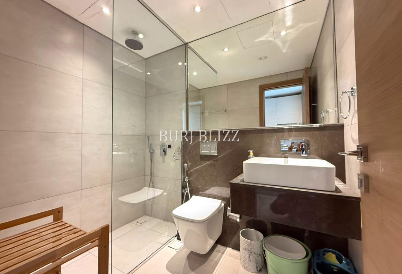 Cozy | Modern Furnished | Ready to Move photo 8