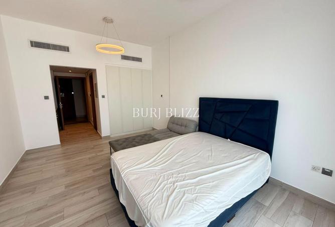 135162401 - Property Image 2