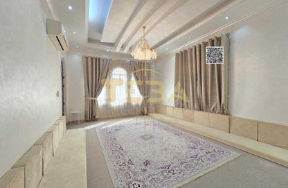 Villa - 5 Bedrooms - 7 Bathrooms for sale in Al Mowaihat 1 - Al Mowaihat - Ajman