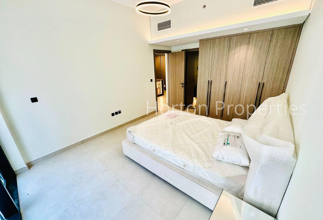POOL VIEW | CHILLAR FREE | BRAND NEW photo 8