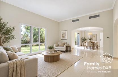 Villa - 3 - 4 for sale in Meadows 9 - Meadows - Dubai