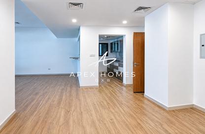 Apartment - 3 - 2 for rent in Al Ghaf 2 - Al Ghaf - Greens - Dubai