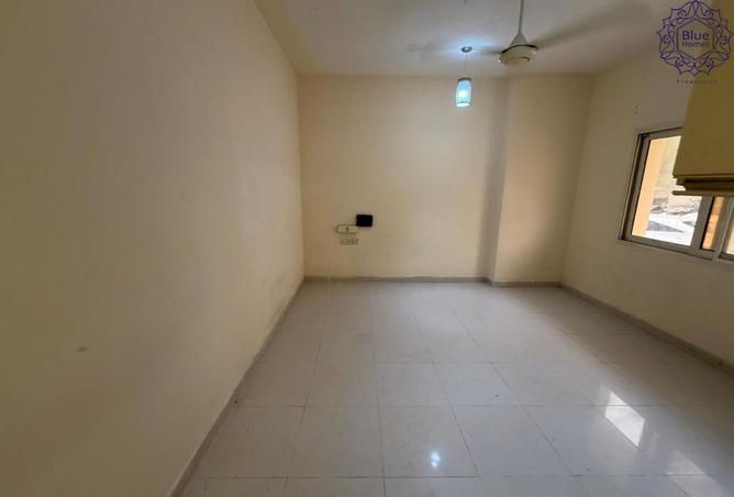 76167133 - Property Image 3