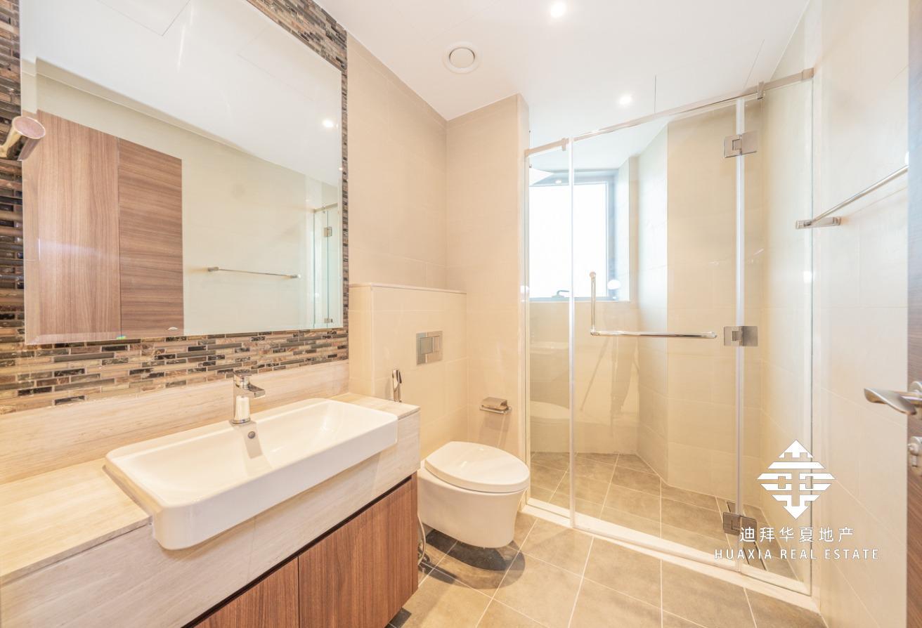 Chiller Free | New 3BR+Maid | Burj Khalifa View photo 15