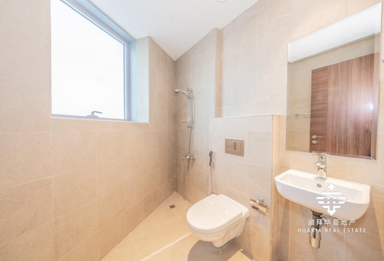 Chiller Free | New 3BR+Maid | Burj Khalifa View photo 17