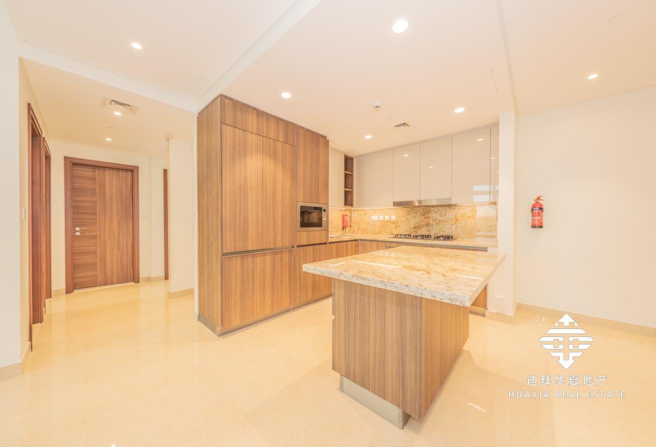 Chiller Free | New 3BR+Maid | Burj Khalifa View photo 5