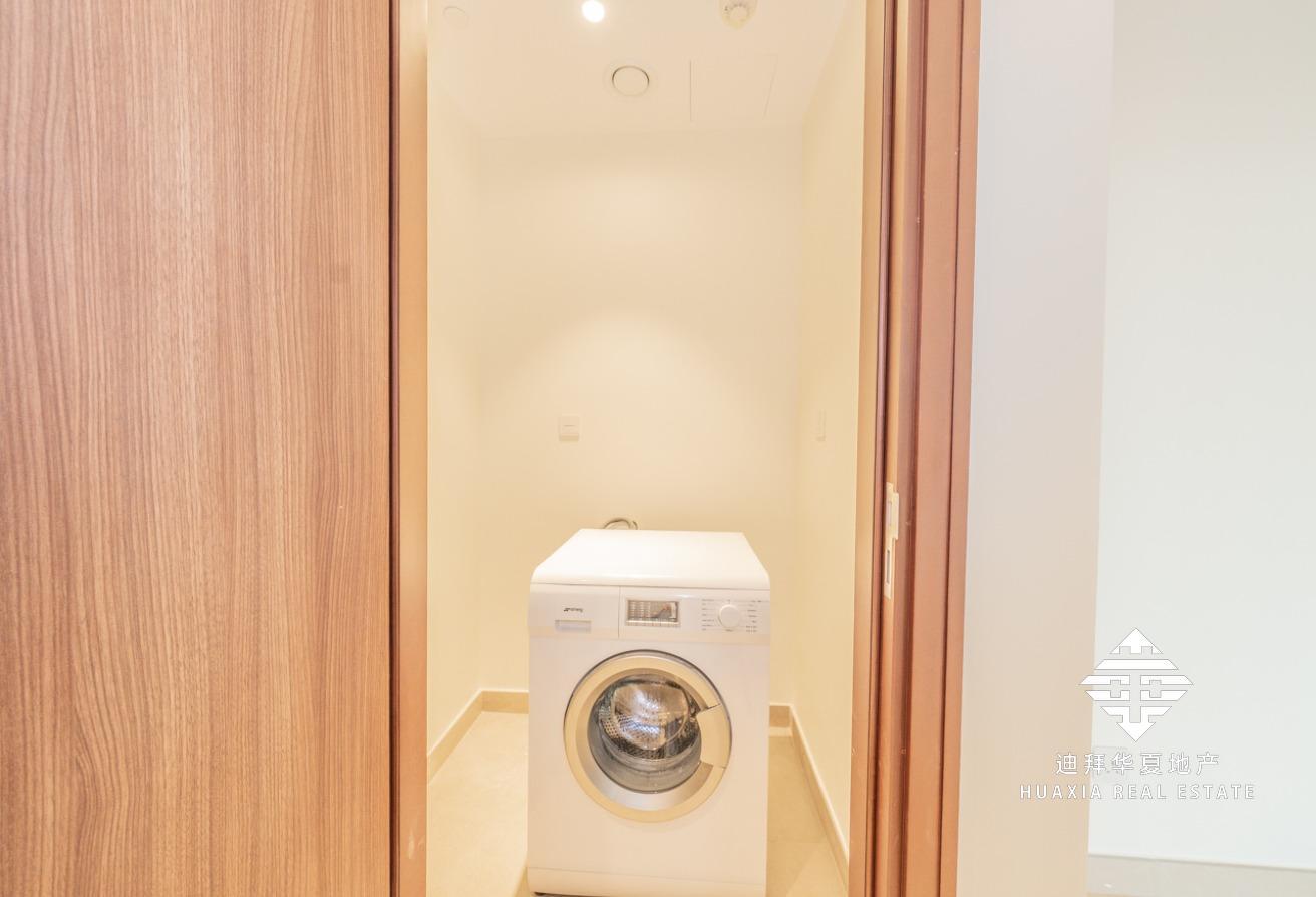 Chiller Free | New 3BR+Maid | Burj Khalifa View photo 18